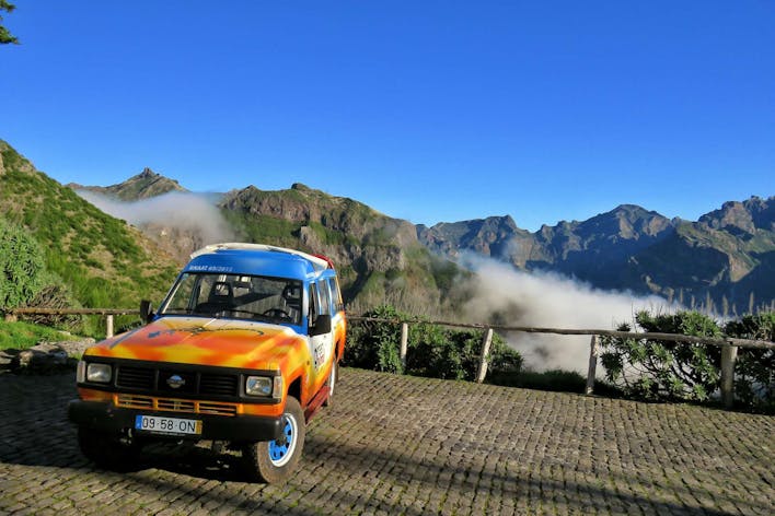 Vineyards and Colours - Green Devil 4x4 Tour